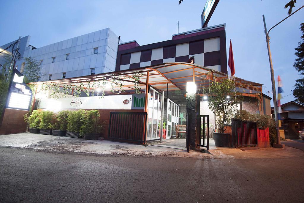 Mine Home Hotel Bandung Exterior photo