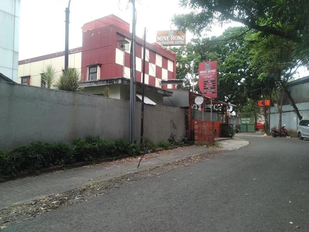 Mine Home Hotel Bandung Exterior photo